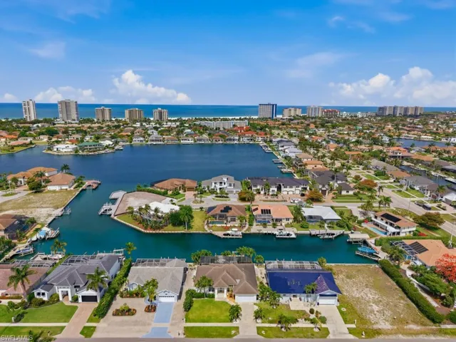 100  Lamplighter  DR, Marco Island, FL 34145