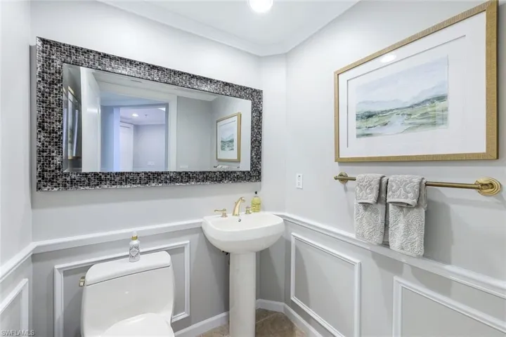 1060  Borghese  LN, Naples, FL 34114