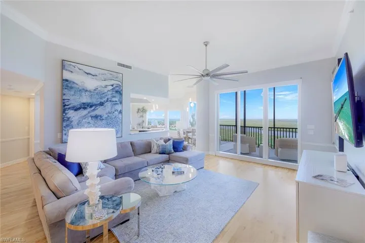 1060  Borghese  LN, Naples, FL 34114