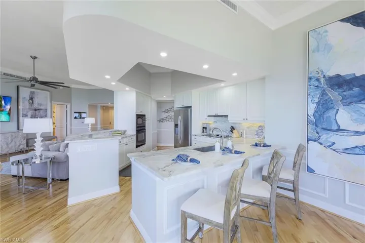 1060  Borghese  LN, Naples, FL 34114