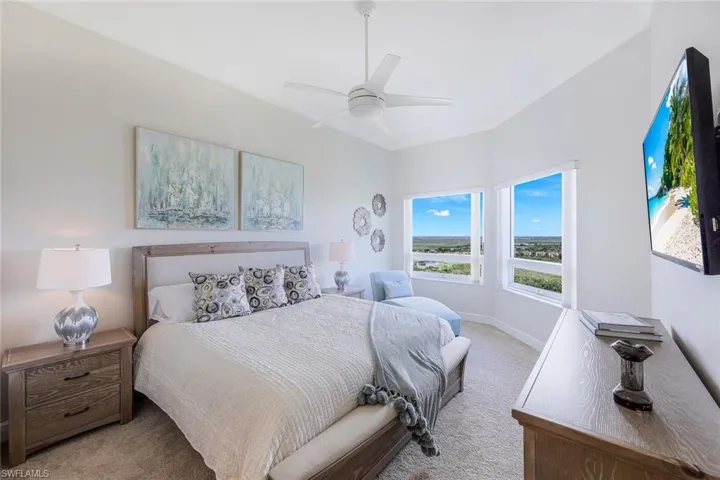 1060  Borghese  LN, Naples, FL 34114