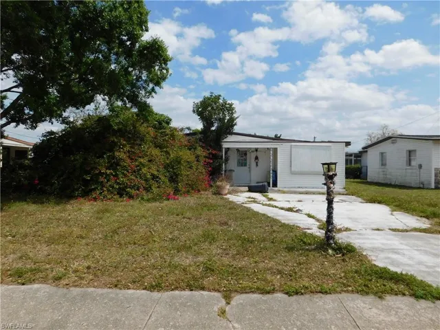 View of front of home with a front lawn