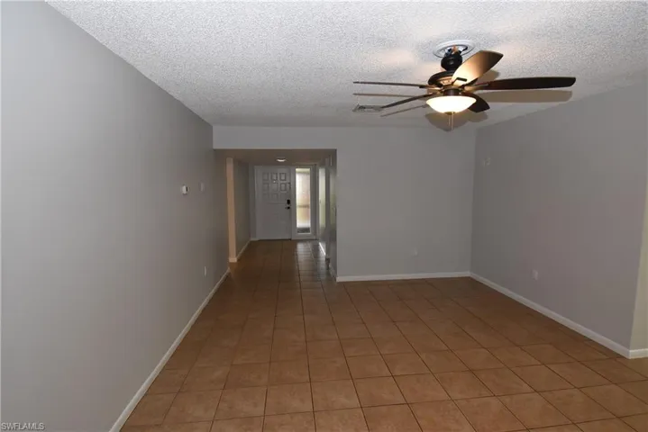 712 102nd Ave N, Naples, Florida 34108