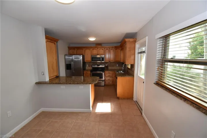 712 102nd Ave N, Naples, Florida 34108