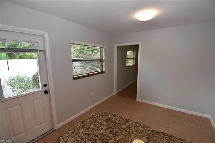 712 102nd Ave N, Naples, Florida 34108