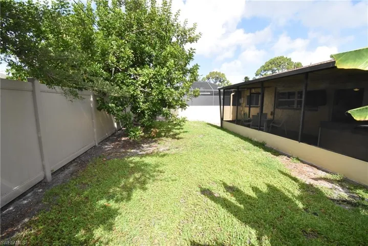 712 102nd Ave N, Naples, Florida 34108