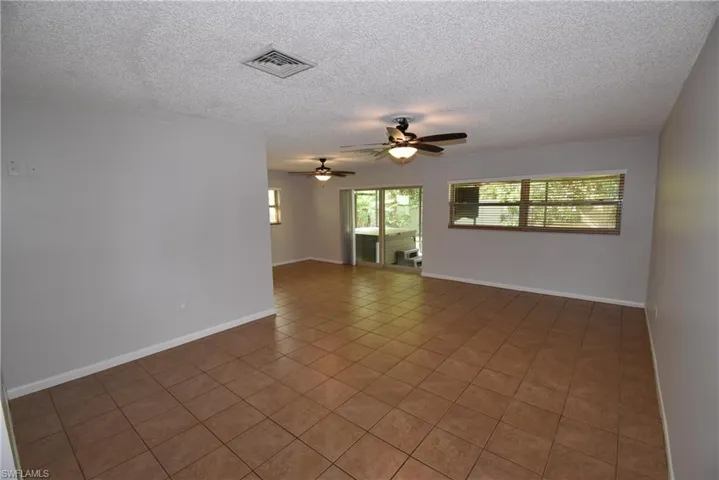 712 102nd Ave N, Naples, Florida 34108
