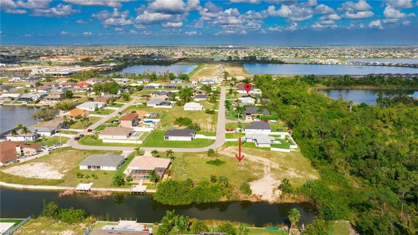 1202 NW 2nd  TER, CAPE CORAL, FL 33993