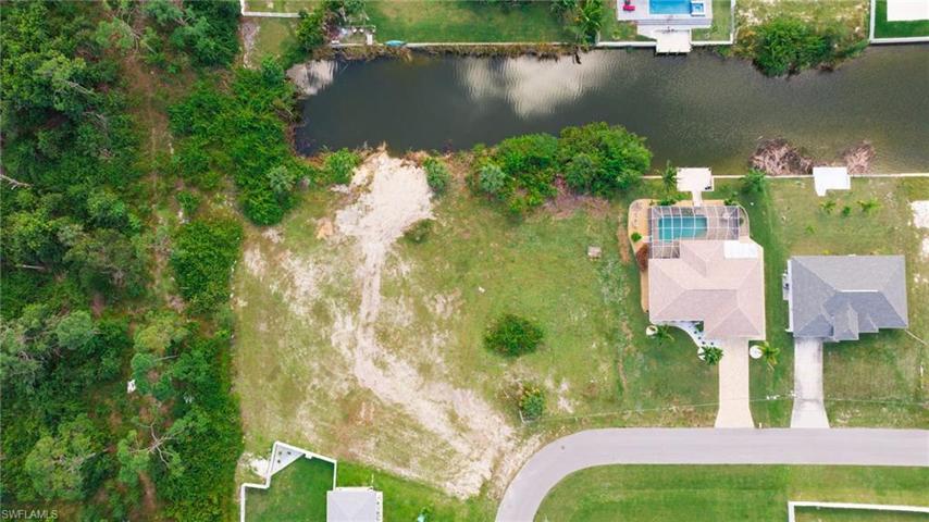 1202 NW 2nd  TER, CAPE CORAL, FL 33993