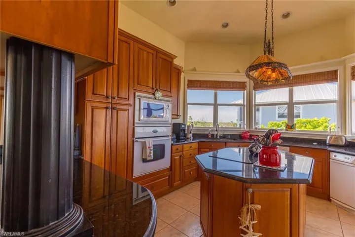 Beautiful wrap around kitchen views. Plenty of cabinet space.