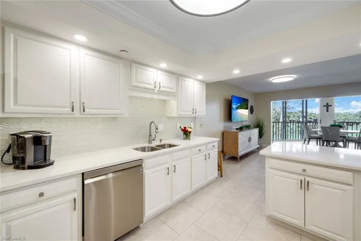 New Quartz Countertops...