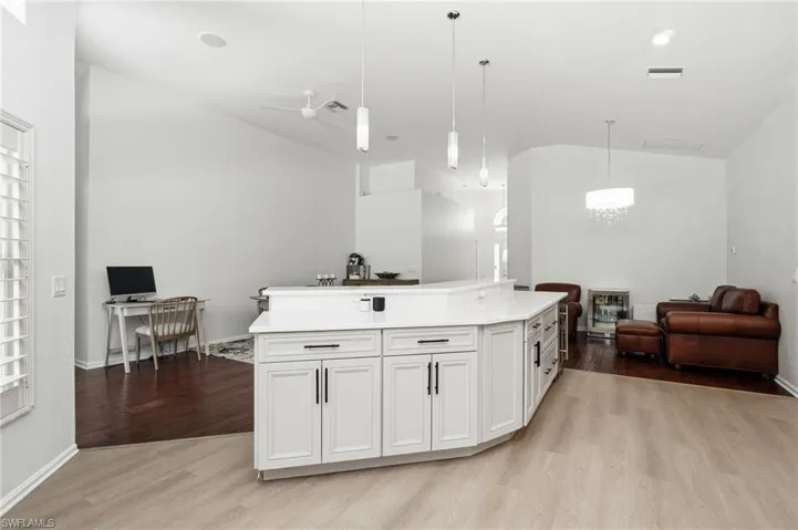 6988 Burnt Sienna Cir, Naples, Florida 34109