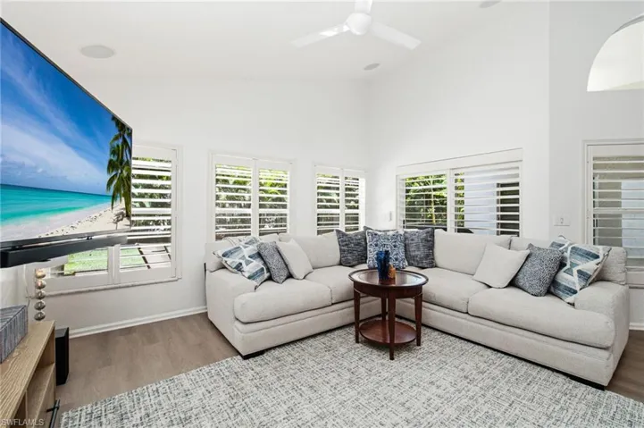 6988 Burnt Sienna Cir, Naples, Florida 34109