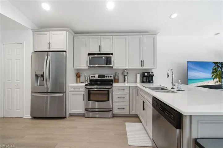 6988 Burnt Sienna Cir, Naples, Florida 34109