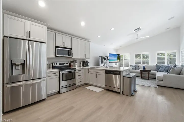 6988 Burnt Sienna Cir, Naples, Florida 34109