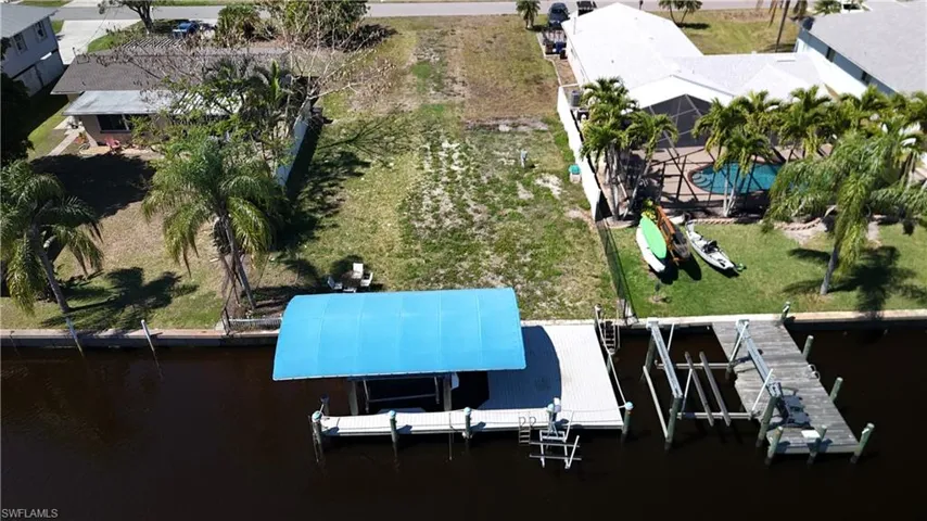 Bird's eye view of a large body of water