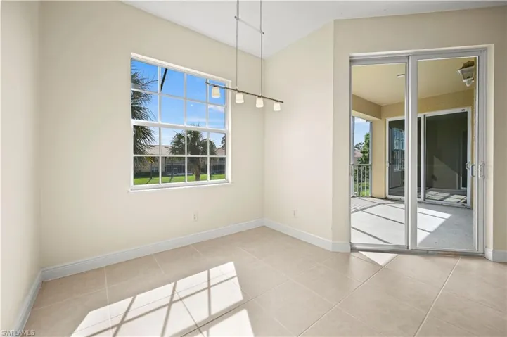 14101  Cambridge  DR, Fort Myers, FL 33912