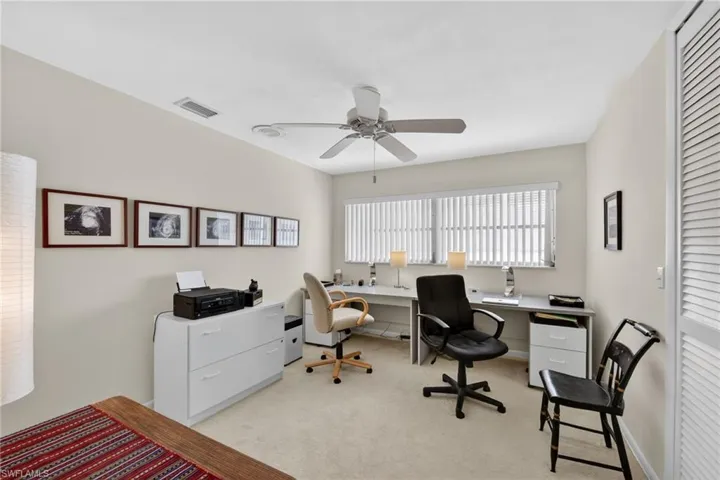 397  Parkway  CT, Fort Myers, FL 33919