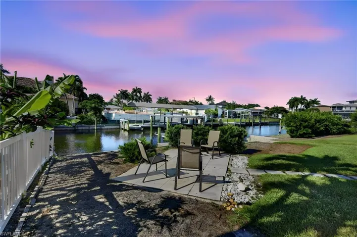 397  Parkway  CT, Fort Myers, FL 33919