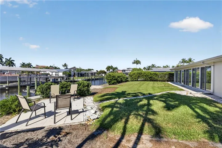 397  Parkway  CT, Fort Myers, FL 33919