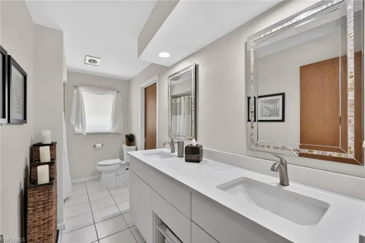 397  Parkway  CT, Fort Myers, FL 33919