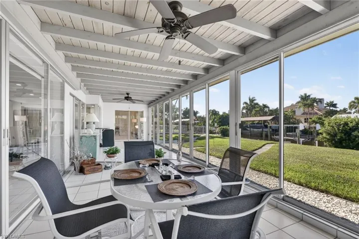397  Parkway  CT, Fort Myers, FL 33919