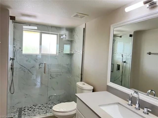 8294 Key Royal Cir 1633, Naples, Florida 34119