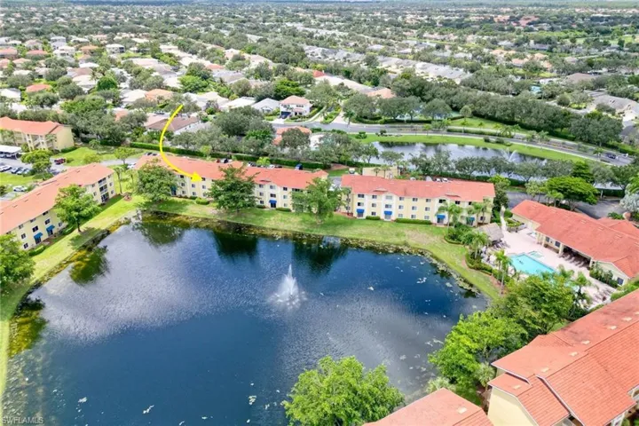 8294 Key Royal Cir 1633, Naples, Florida 34119