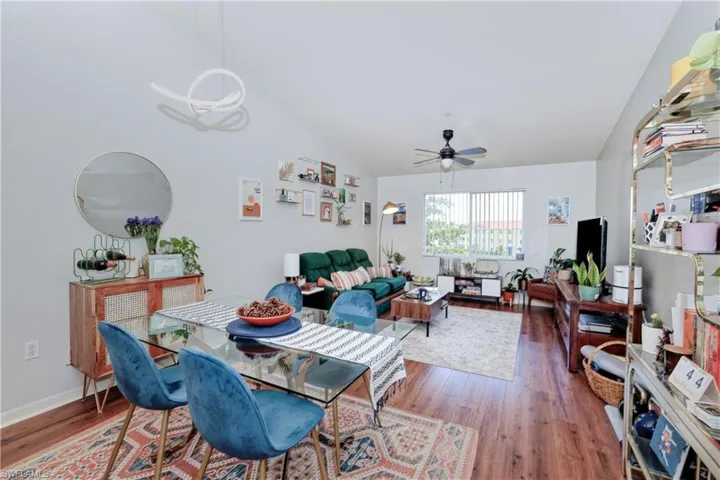 8294 Key Royal Cir 1633, Naples, Florida 34119
