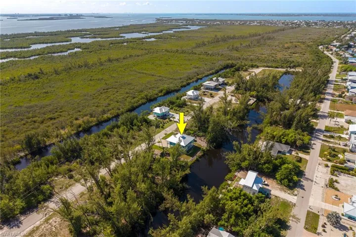 3811 Crestwell Ct, St. James City, Florida 33956