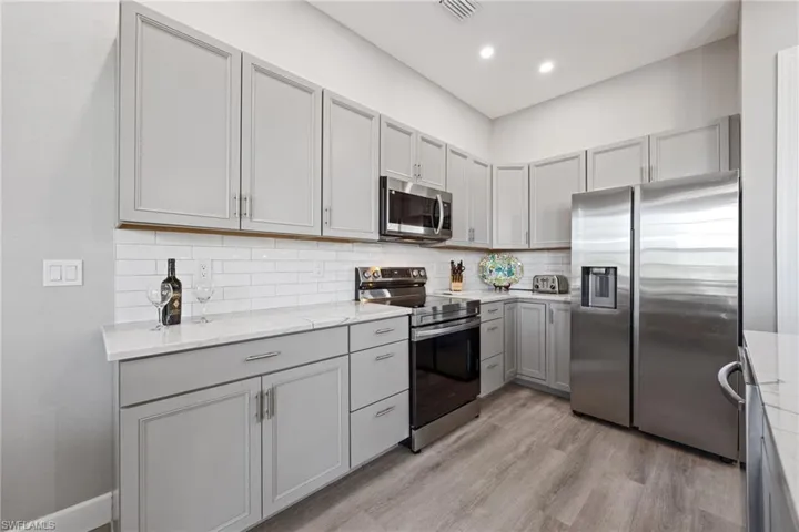 3811 Crestwell Ct, St. James City, Florida 33956