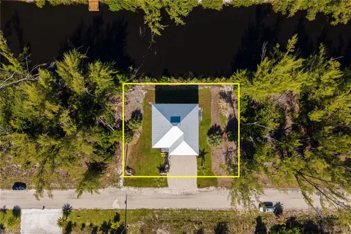 3811 Crestwell Ct, St. James City, Florida 33956