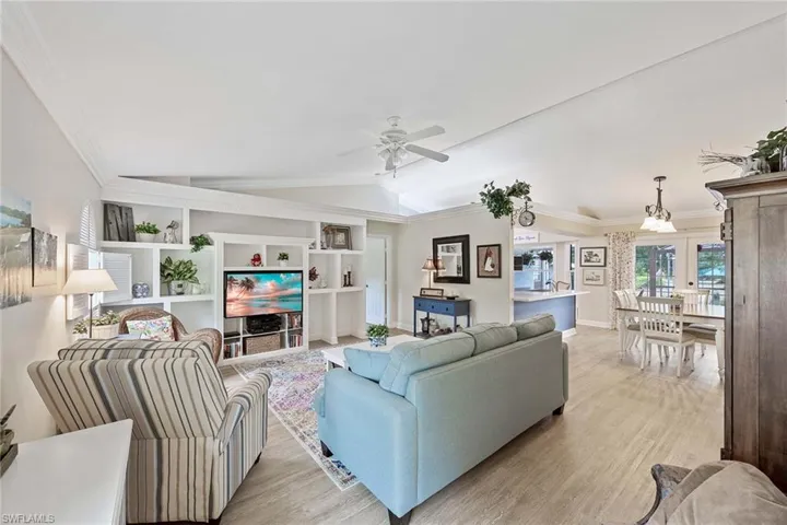 180  20th SE ST, Naples, FL 34117