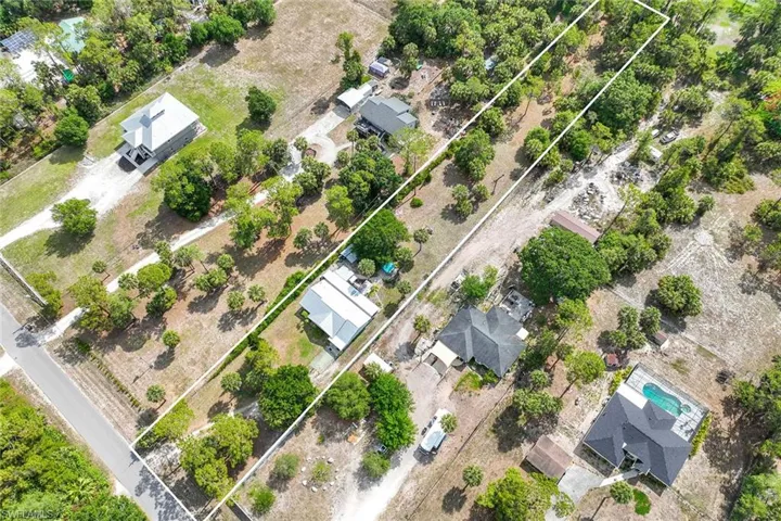 180  20th SE ST, Naples, FL 34117