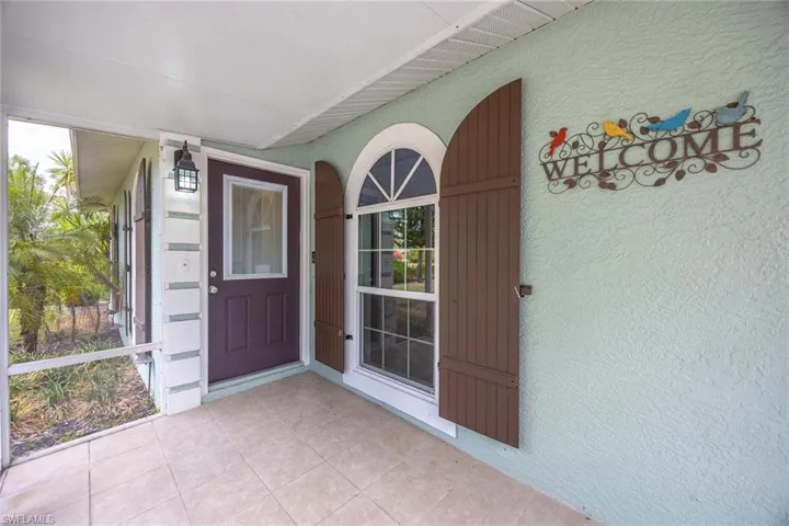 180  20th SE ST, Naples, FL 34117