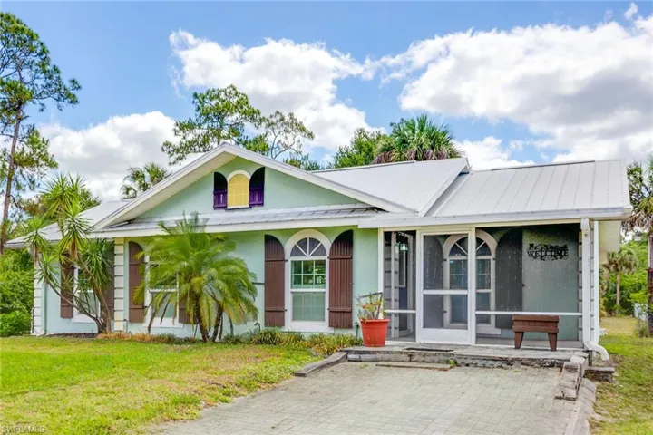 180  20th SE ST, Naples, FL 34117