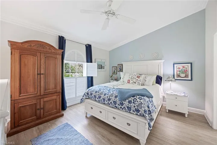 180  20th SE ST, Naples, FL 34117