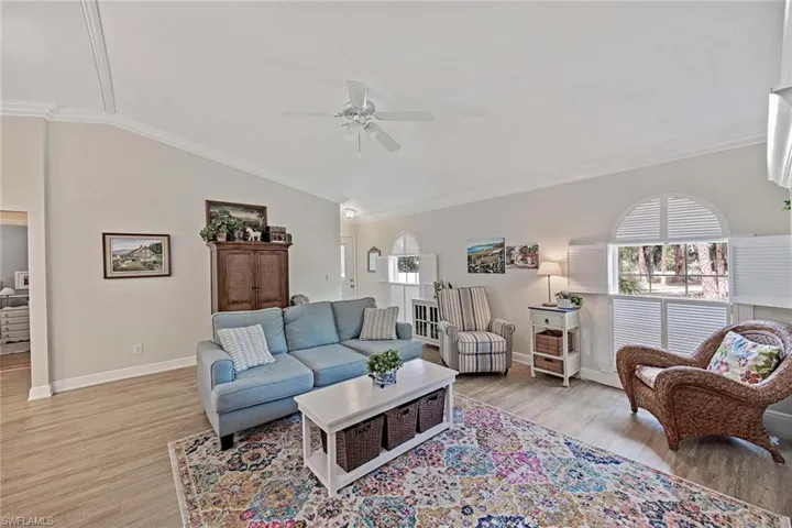 180  20th SE ST, Naples, FL 34117