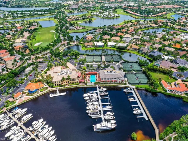 Country Club & Marina