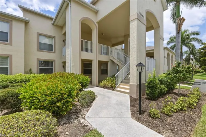 21360 Lancaster Run 1513, Estero, Florida 33928