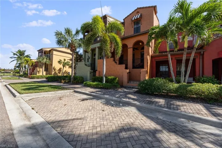 11901  Izarra  WAY, Fort Myers, FL 33912