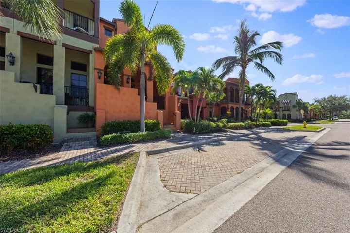 11901  Izarra  WAY, Fort Myers, FL 33912
