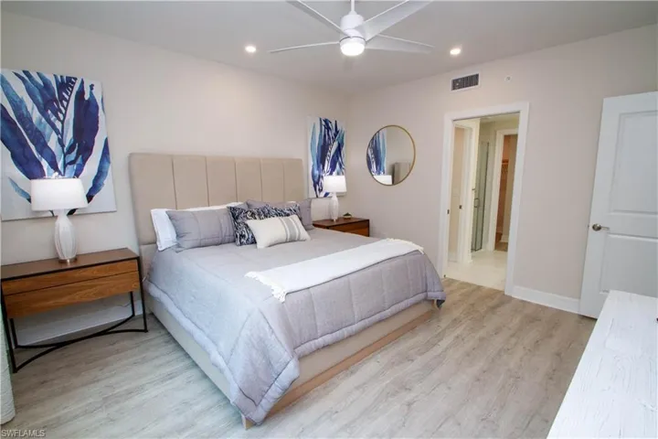 268  Indies Dr  , Naples, FL 34114