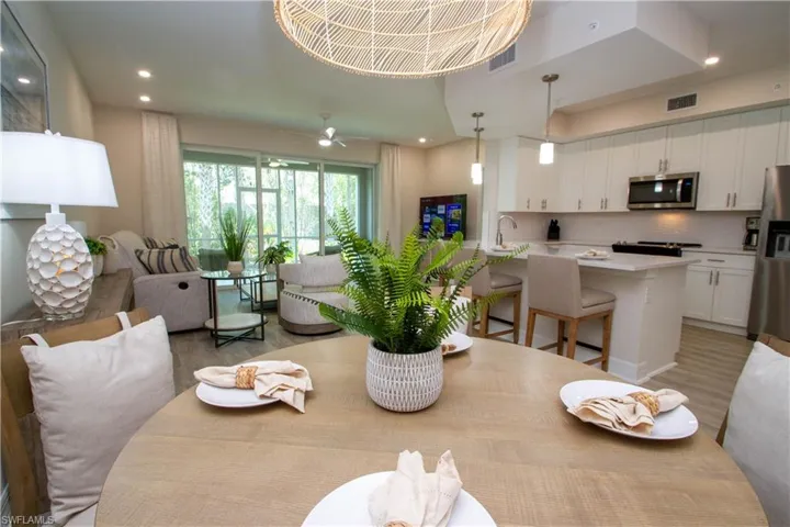 268  Indies Dr  , Naples, FL 34114