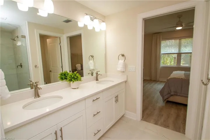268  Indies Dr  , Naples, FL 34114