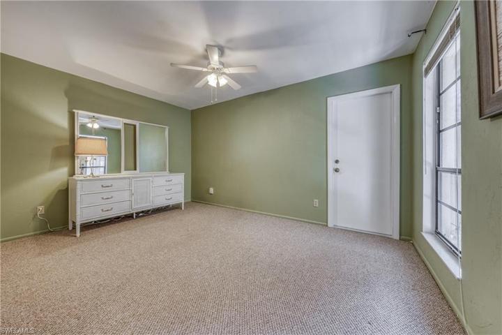 231  Charity  CT, Naples, FL 34112