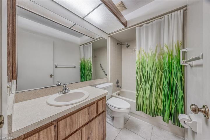 231  Charity  CT, Naples, FL 34112