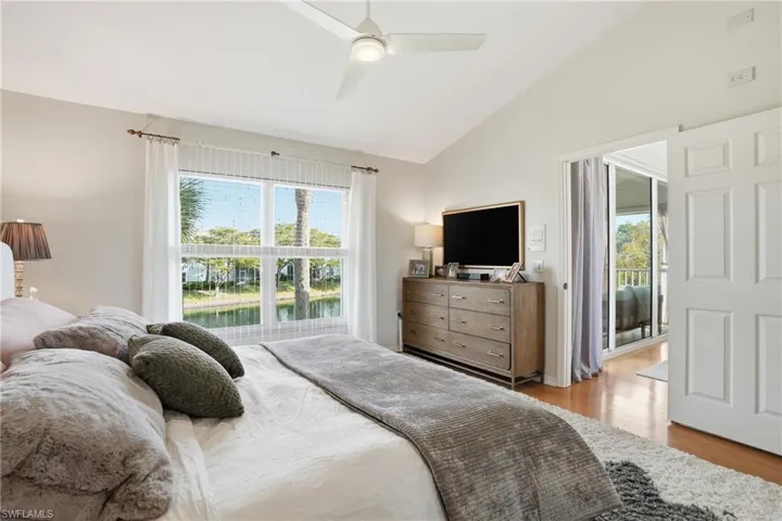5435 Worthington Ln 204, Naples, Florida 34110