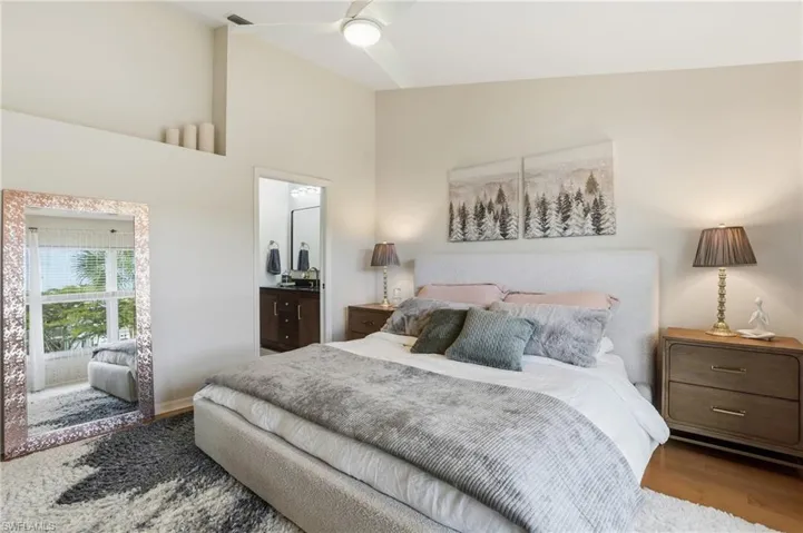 5435 Worthington Ln 204, Naples, Florida 34110