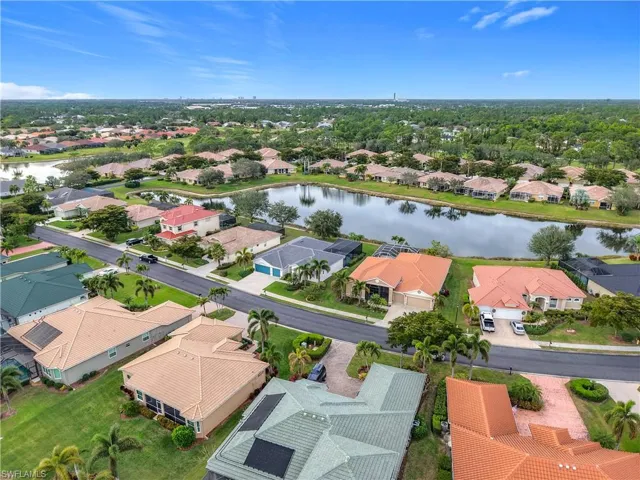 2124  Berkley  WAY, Lehigh Acres, FL 33973